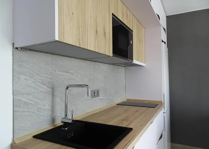 Americas Luxury Low-cost With Terrace & Views